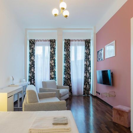 Duomo View - 2 Min From Duomo Amazing Location Apartment Milan Bagian luar foto