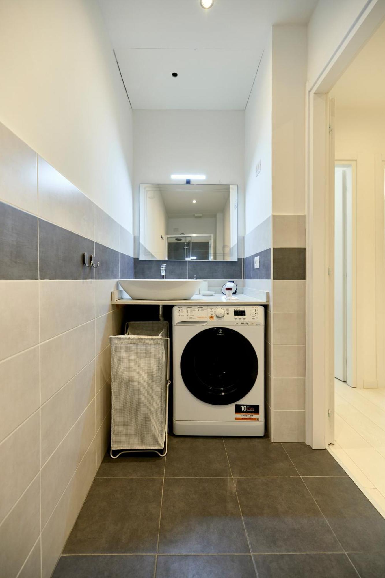 Duomo View - 2 Min From Duomo Amazing Location Apartment Milan Bagian luar foto