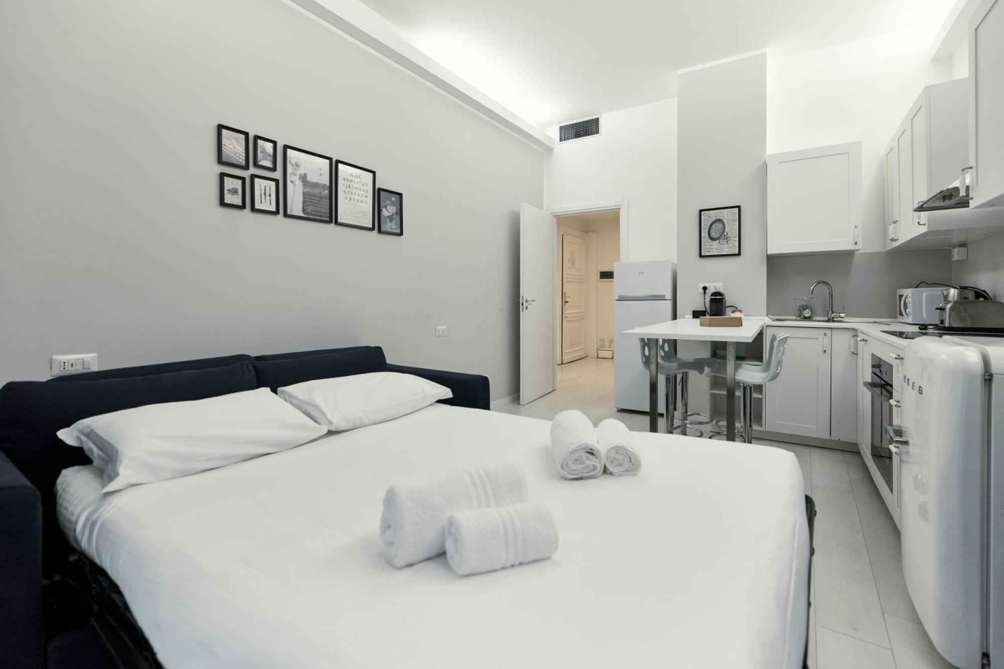 Duomo View - 2 Min From Duomo Amazing Location Apartment Milan Bagian luar foto